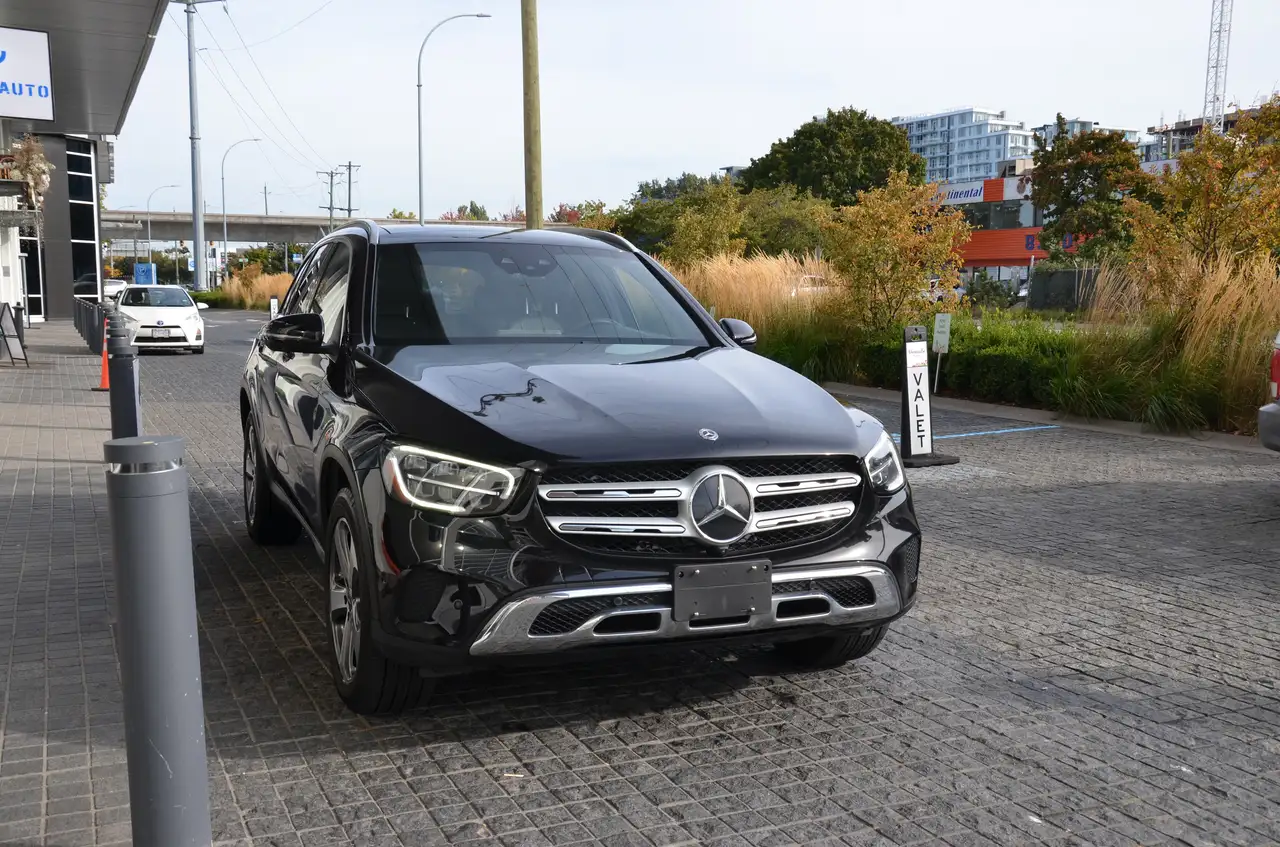 Mercedes-Benz GLC снимка Mercedes-Benz GLC