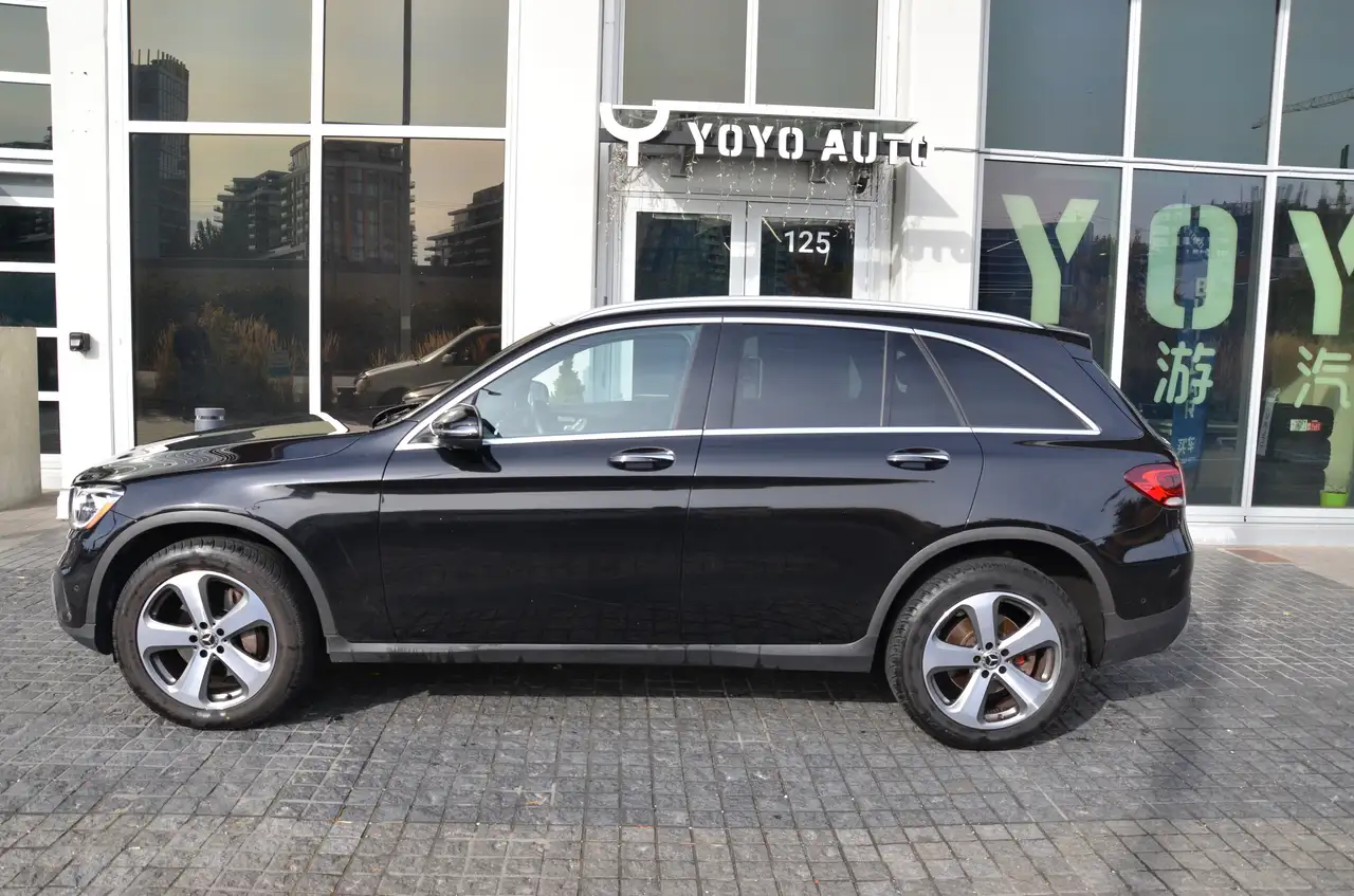 Mercedes-Benz GLC снимка Mercedes-Benz GLC