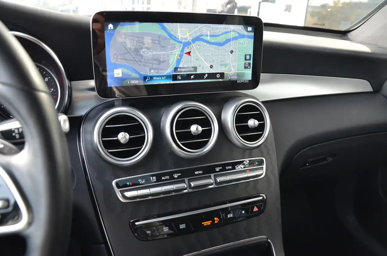 Mercedes-Benz GLC снимка Mercedes-Benz GLC
