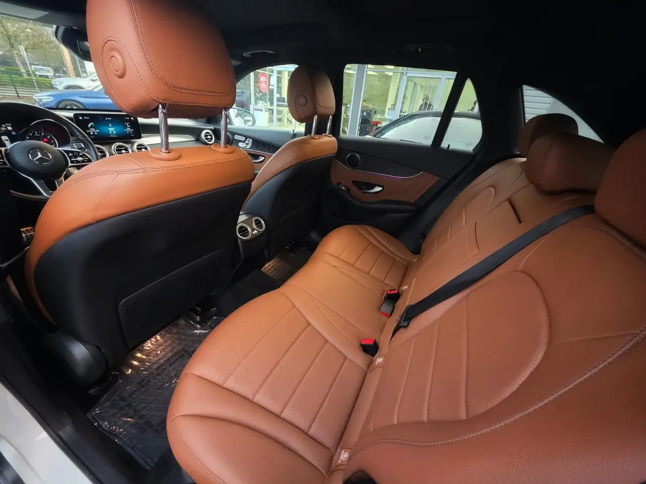 Mercedes-Benz GLC снимка Mercedes-Benz GLC
