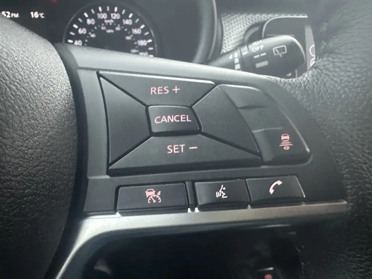 Nissan Kicks fotografie Nissan Kicks