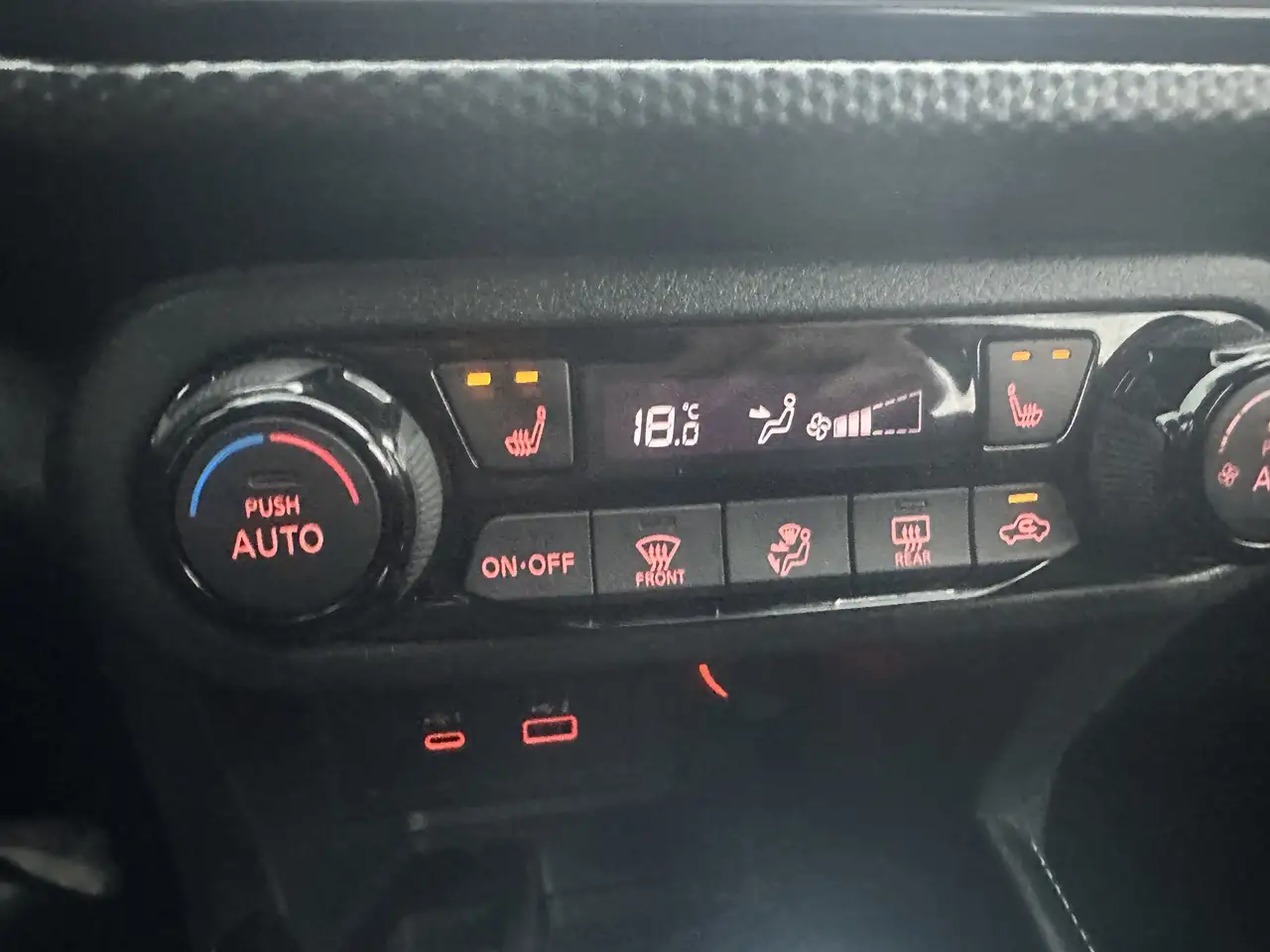 Nissan Kicks fotografie Nissan Kicks