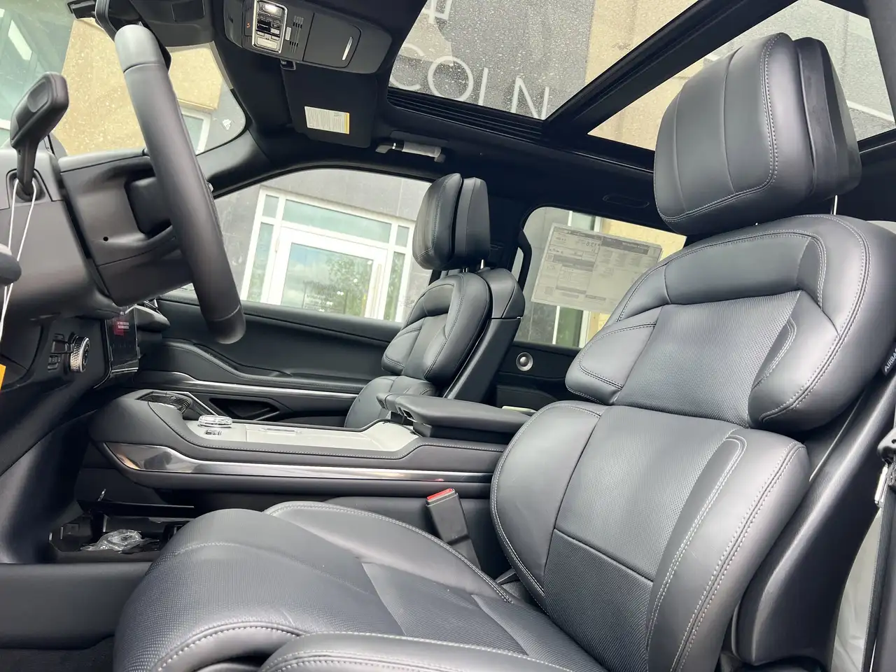 Lincoln Navigator снимка Lincoln Navigator