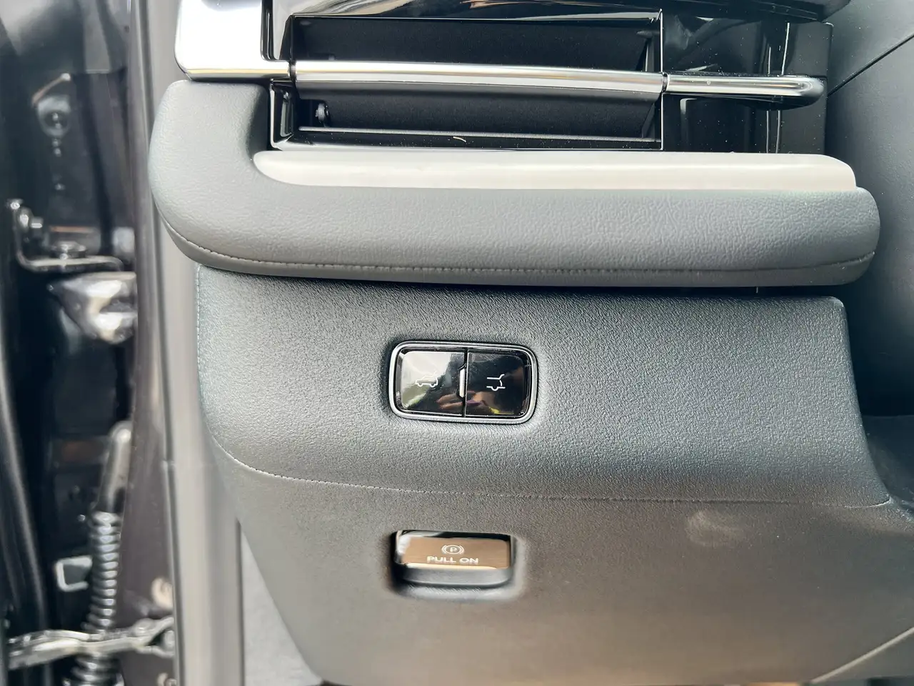 Lincoln Navigator снимка Lincoln Navigator