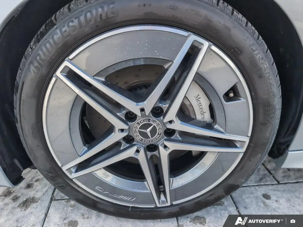 Mercedes-Benz C-Class снимка Mercedes-Benz C-Class