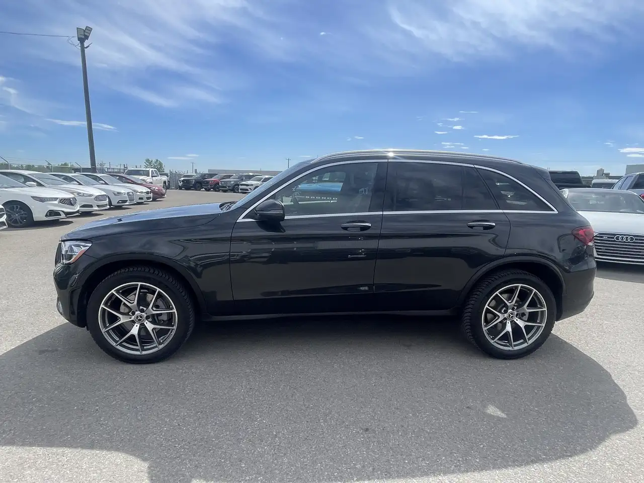 Mercedes-Benz GLC снимка Mercedes-Benz GLC