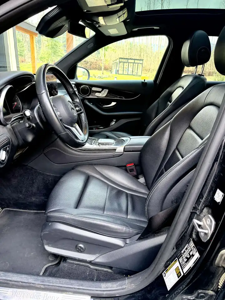 Mercedes-Benz GLC снимка Mercedes-Benz GLC