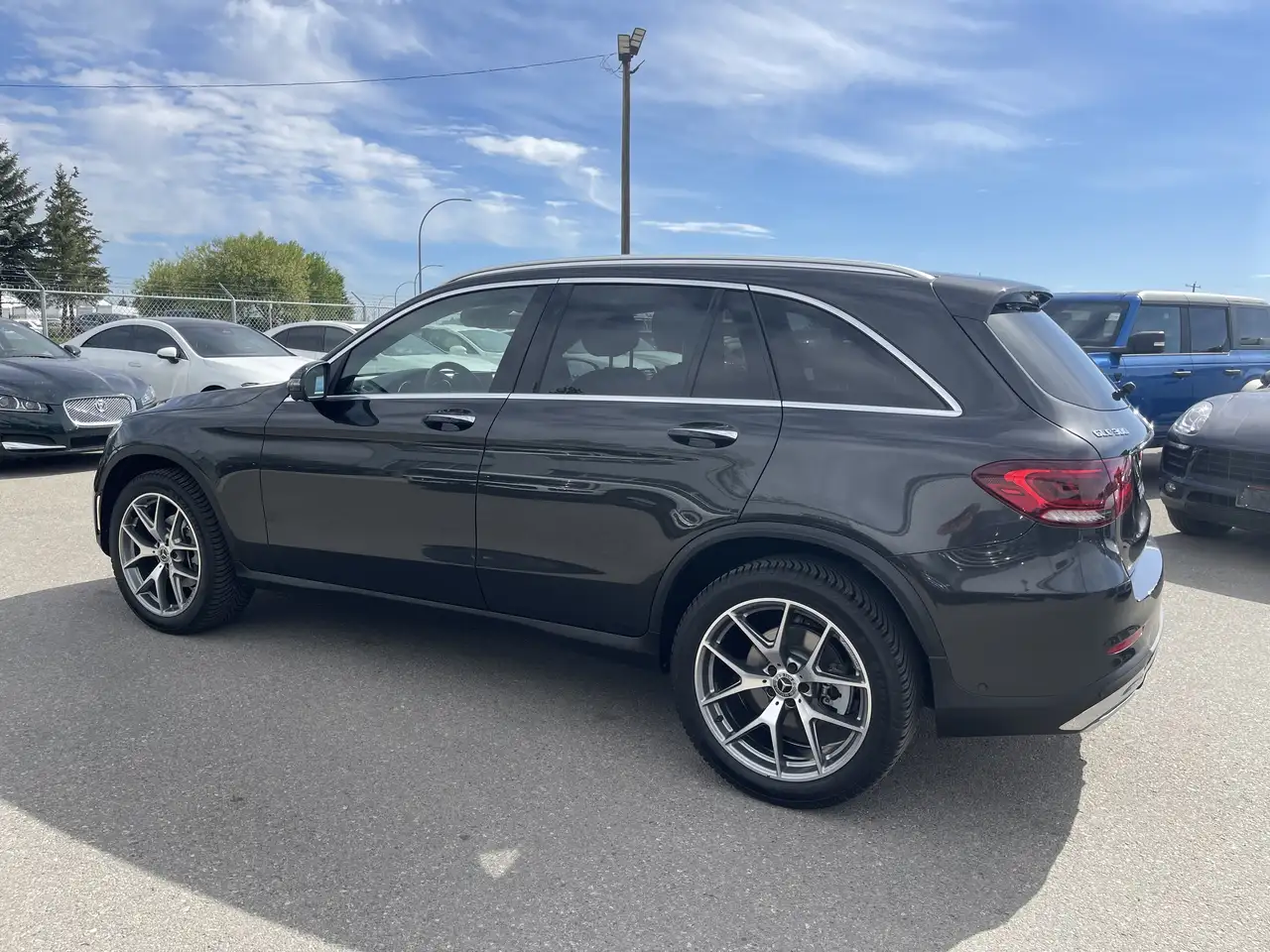 Mercedes-Benz GLC снимка Mercedes-Benz GLC