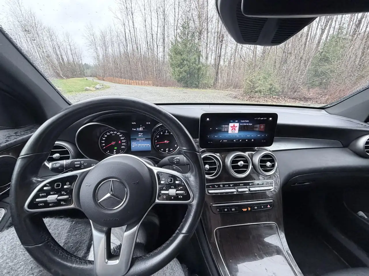 Mercedes-Benz GLC снимка Mercedes-Benz GLC