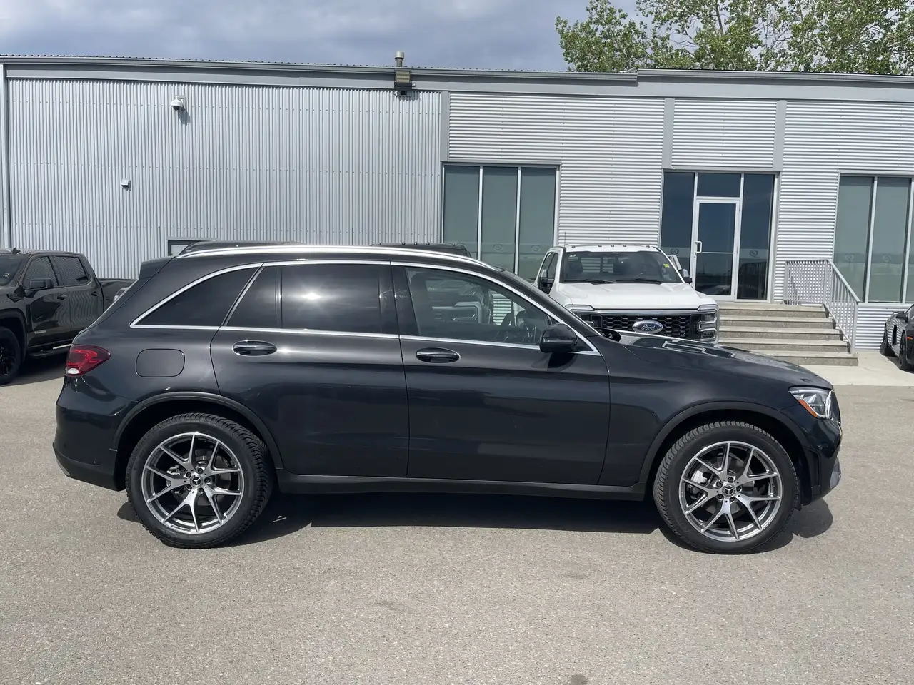 Mercedes-Benz GLC снимка Mercedes-Benz GLC