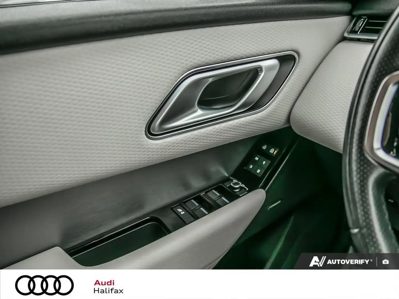 Land Rover Range Rover Velar fotografie Land Rover Range Rover Velar