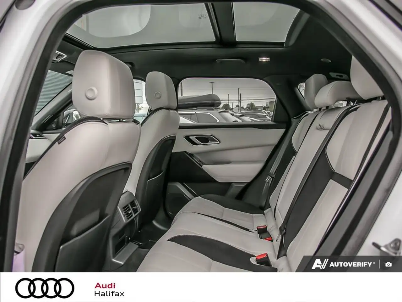 Land Rover Range Rover Velar fotografie Land Rover Range Rover Velar