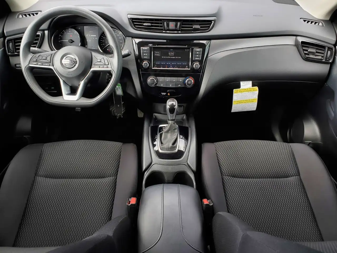 Nissan Qashqai снимка Nissan Qashqai