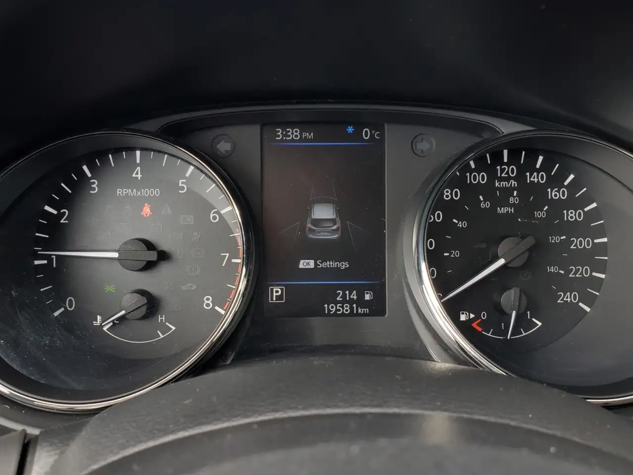 Nissan Qashqai снимка Nissan Qashqai