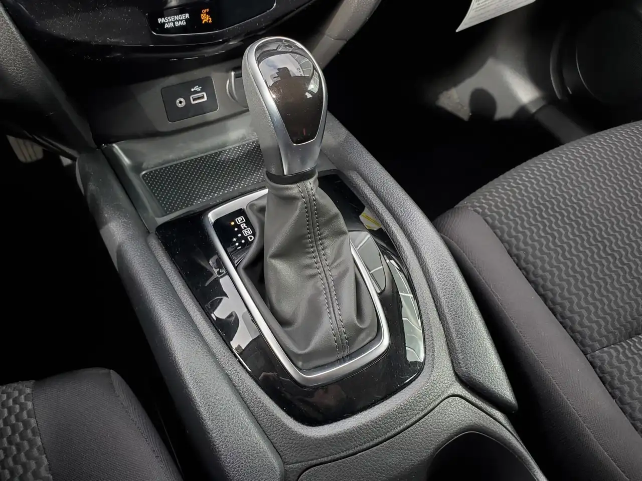 Nissan Qashqai снимка Nissan Qashqai