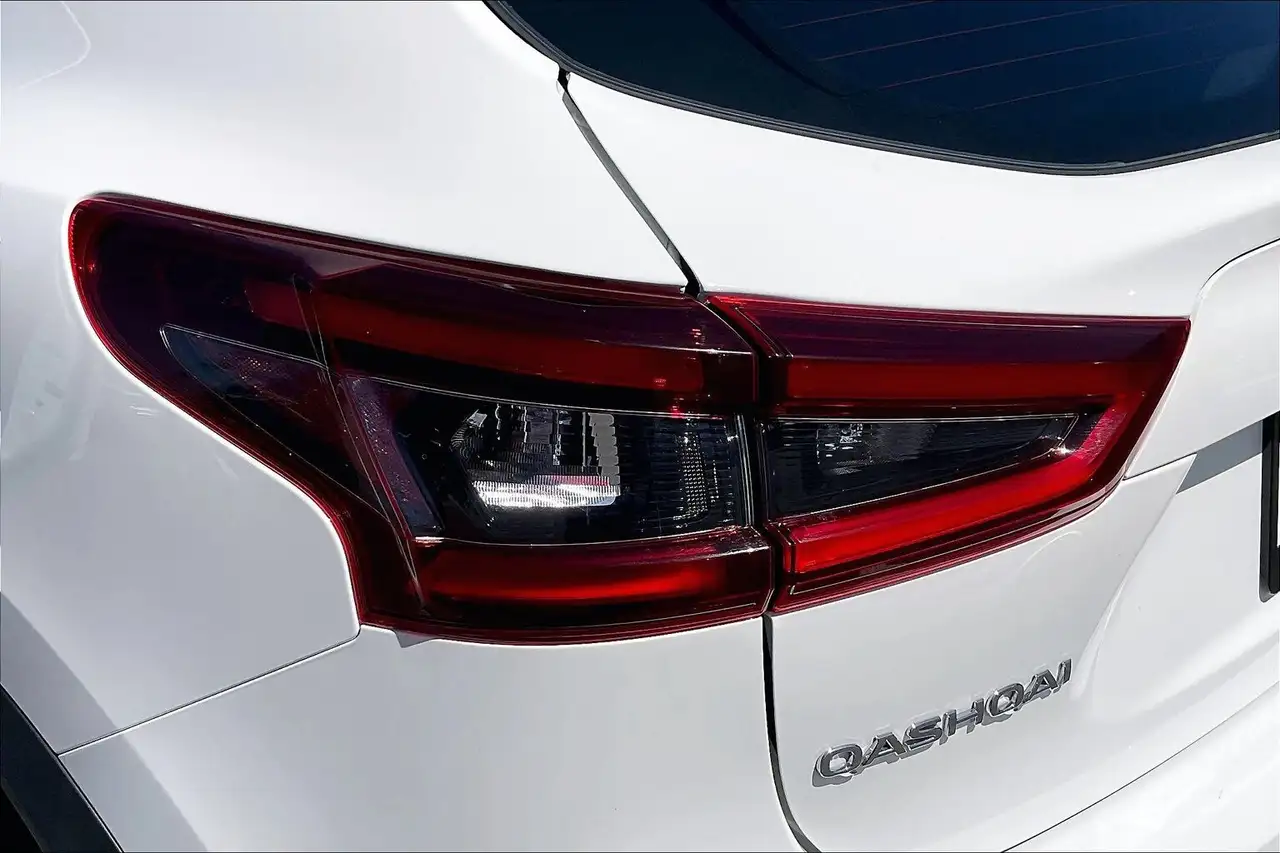 Nissan Qashqai снимка Nissan Qashqai