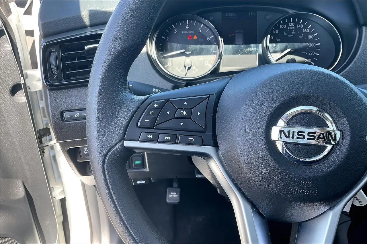 Nissan Qashqai снимка Nissan Qashqai