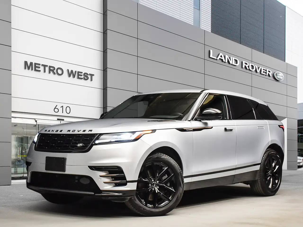 2025 Land Rover Range Rover Velar