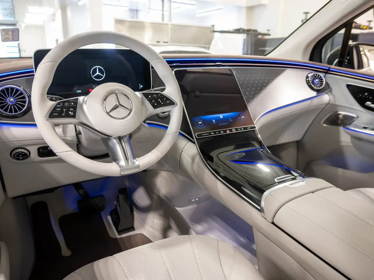 Mercedes-Benz EQE снимка Mercedes-Benz EQE