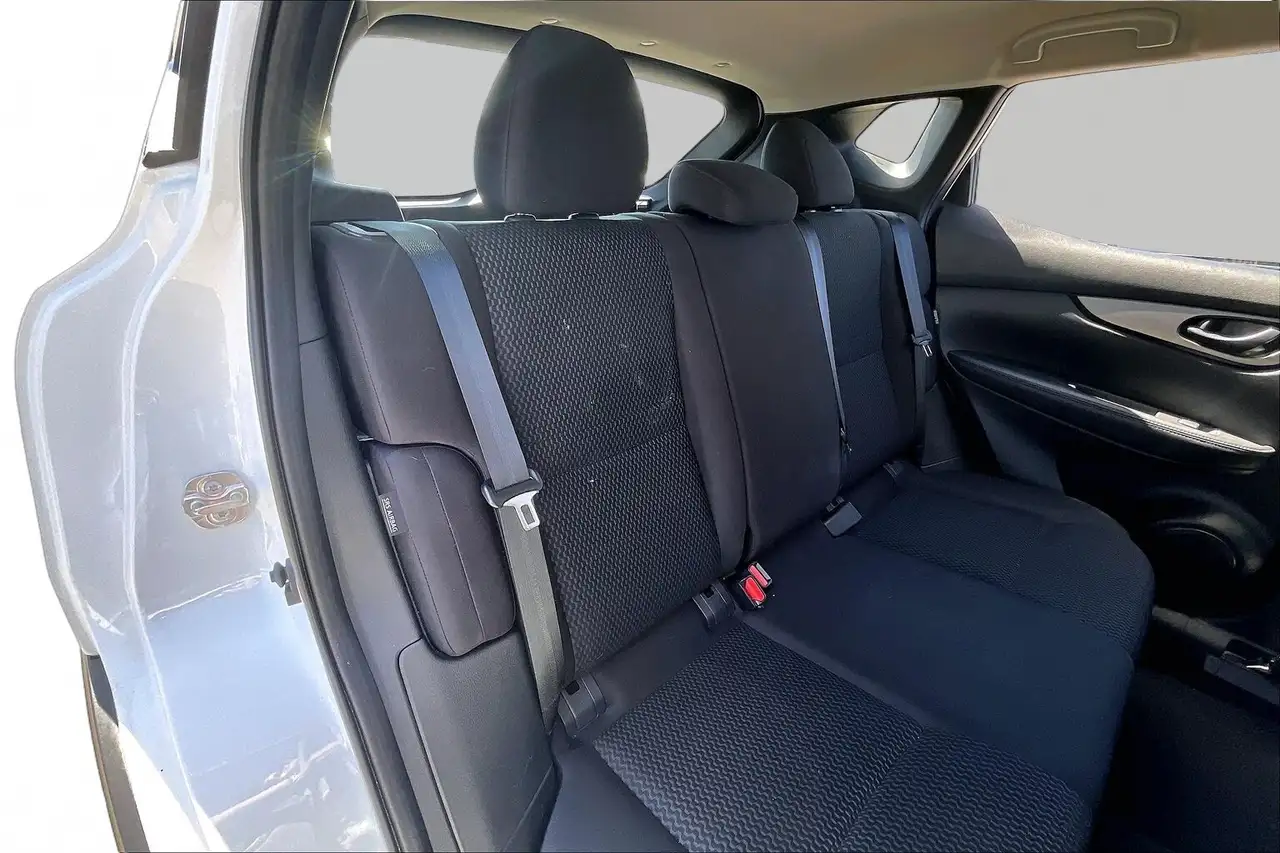 Nissan Qashqai снимка Nissan Qashqai