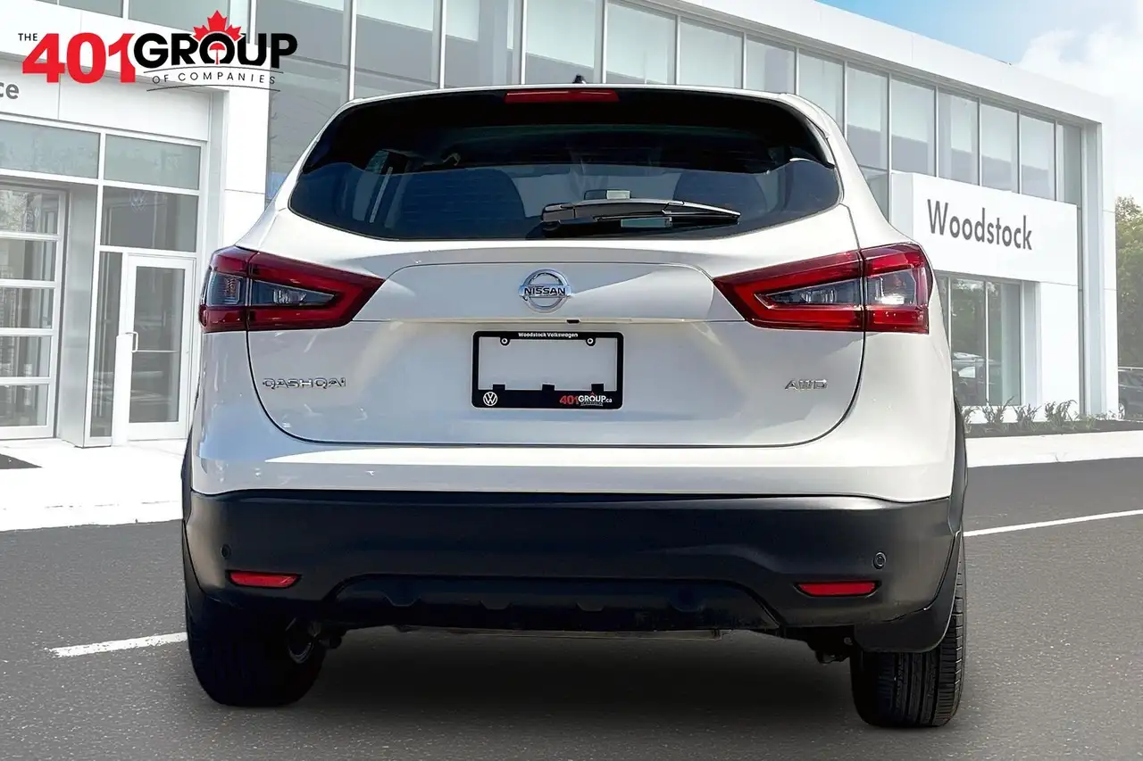 Nissan Qashqai снимка Nissan Qashqai