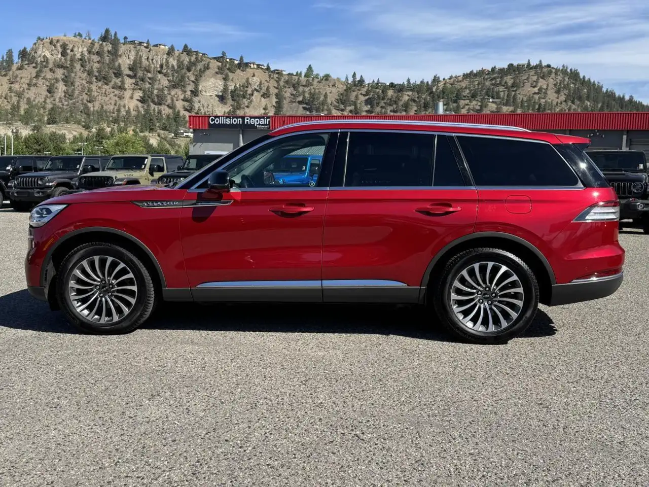 Lincoln Aviator снимка Lincoln Aviator