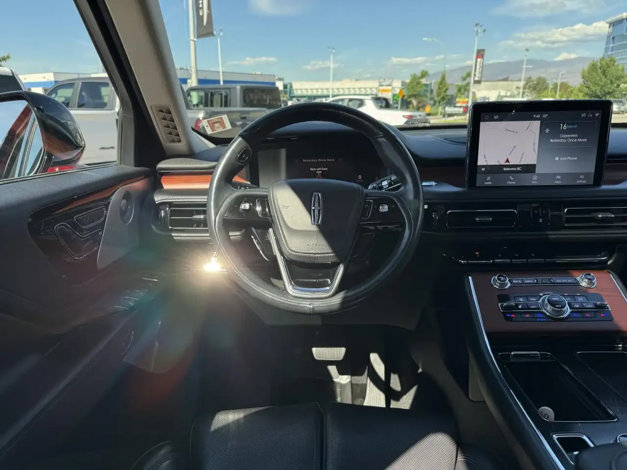 Lincoln Aviator снимка Lincoln Aviator