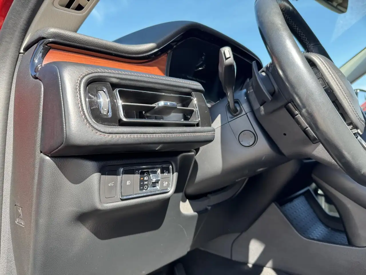 Lincoln Aviator снимка Lincoln Aviator
