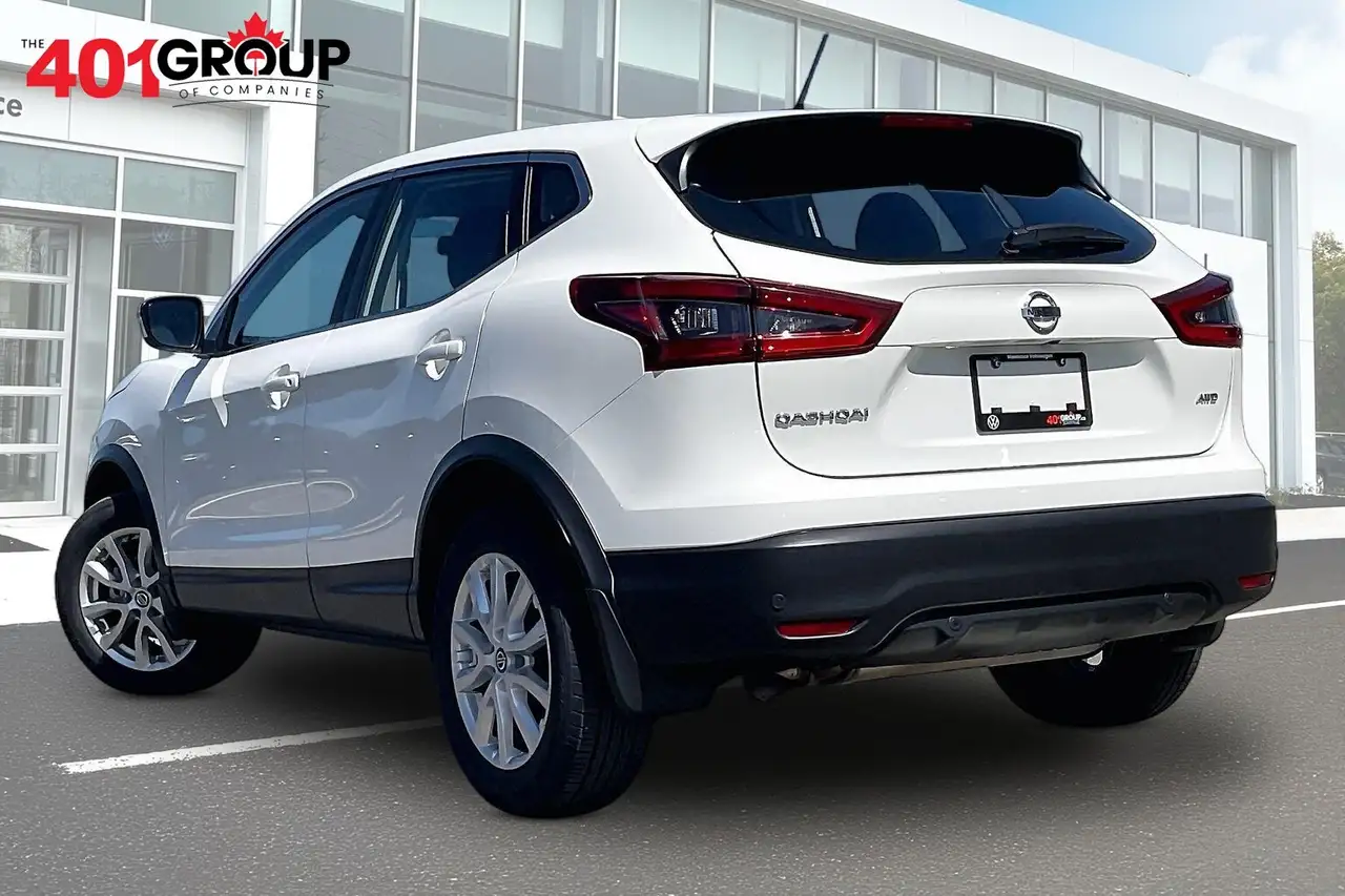 Nissan Qashqai снимка Nissan Qashqai