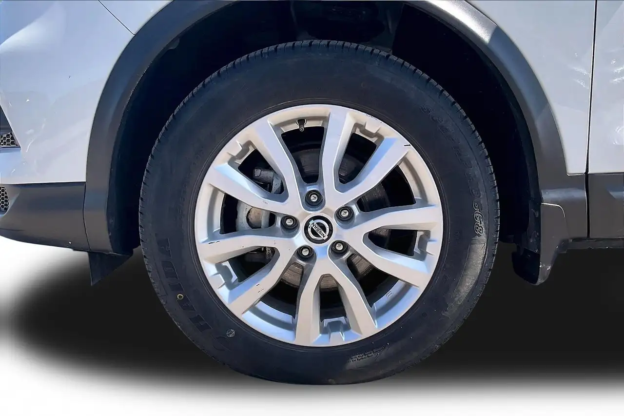 Nissan Qashqai снимка Nissan Qashqai