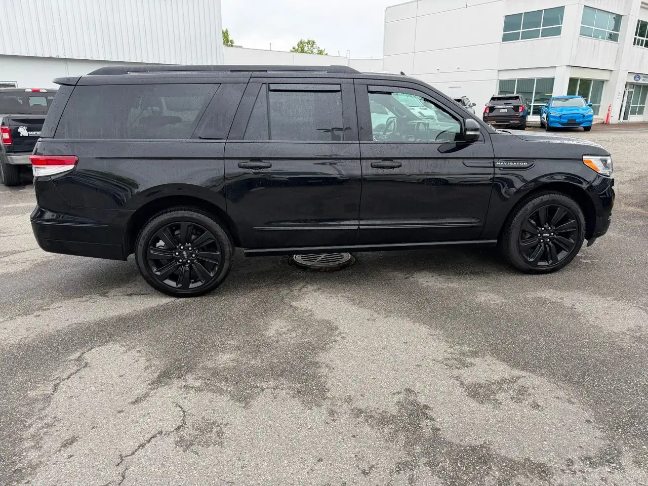 Lincoln Navigator photo Lincoln Navigator