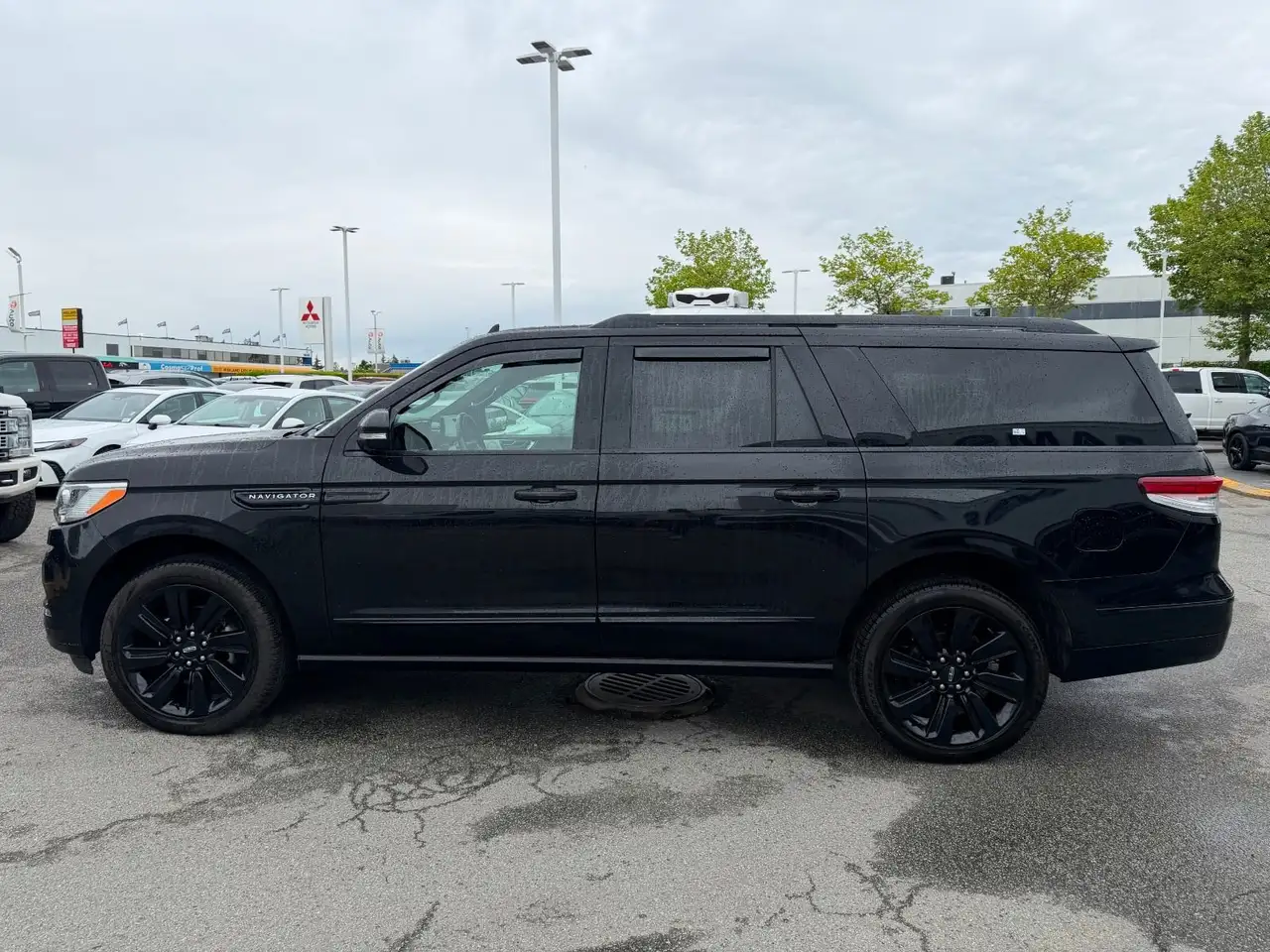 Lincoln Navigator photo Lincoln Navigator