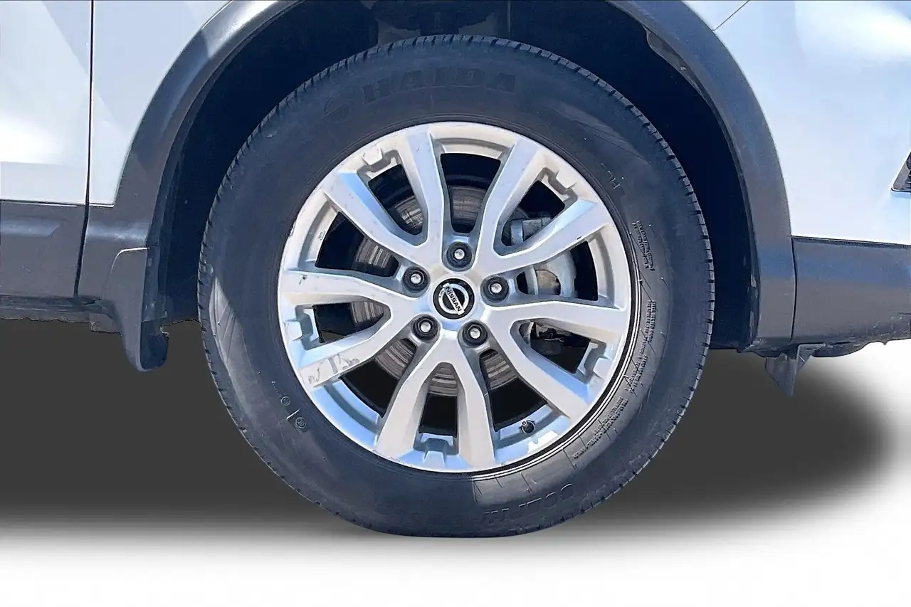 Nissan Qashqai снимка Nissan Qashqai