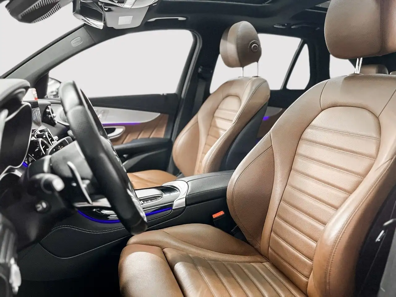 Mercedes-Benz GLC снимка Mercedes-Benz GLC