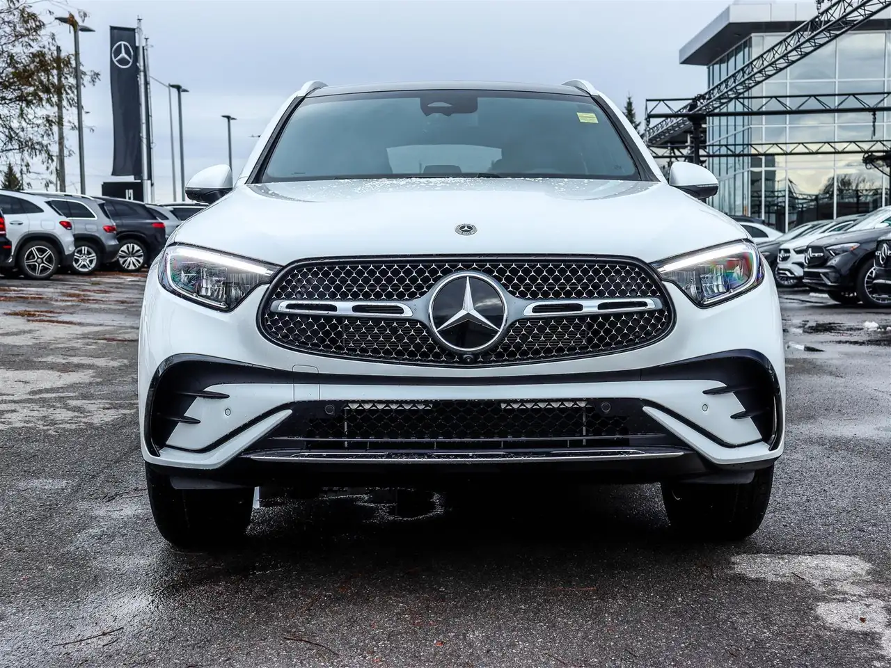 Mercedes-Benz GLC снимка Mercedes-Benz GLC