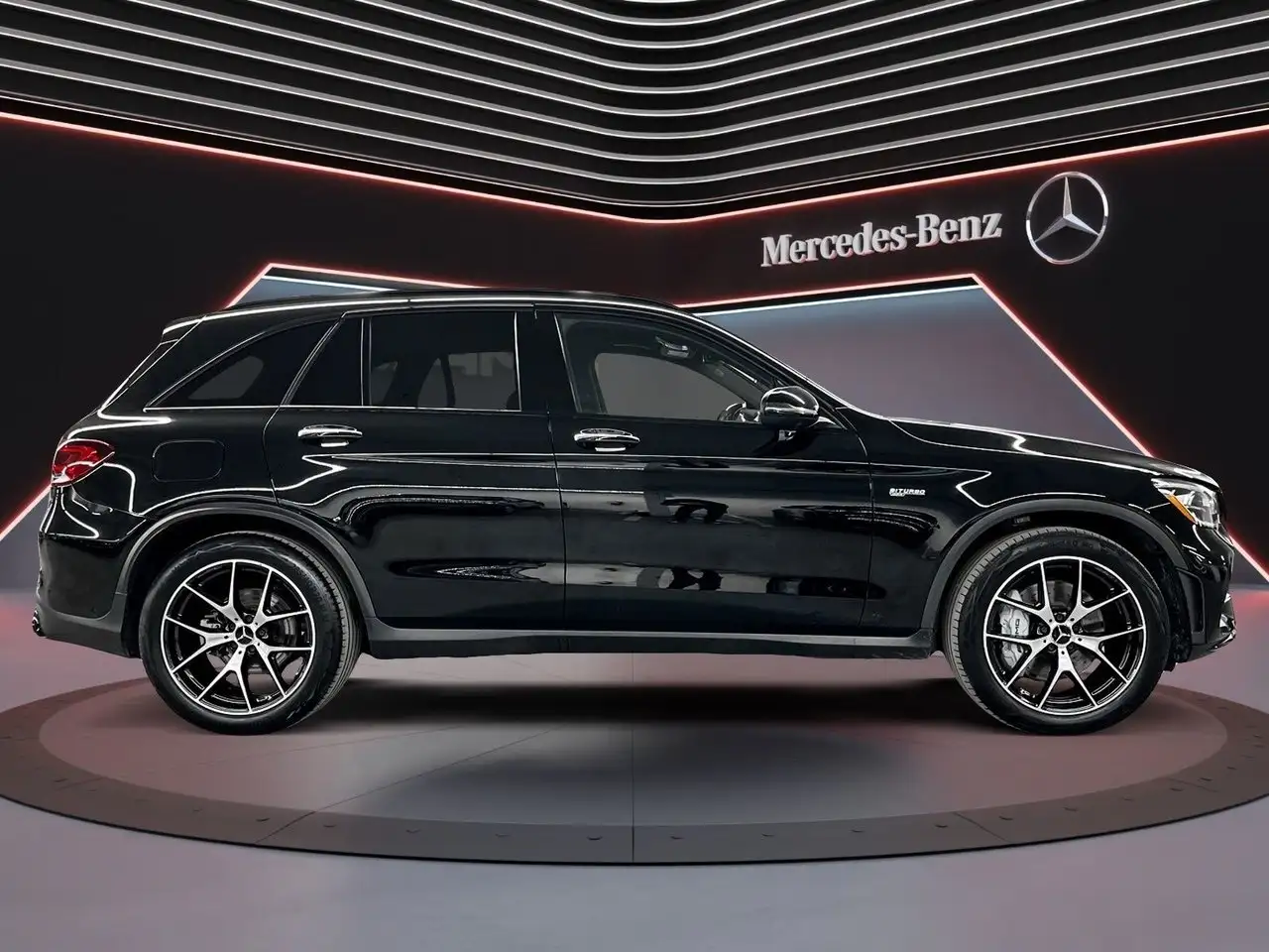 Mercedes-Benz GLC снимка Mercedes-Benz GLC