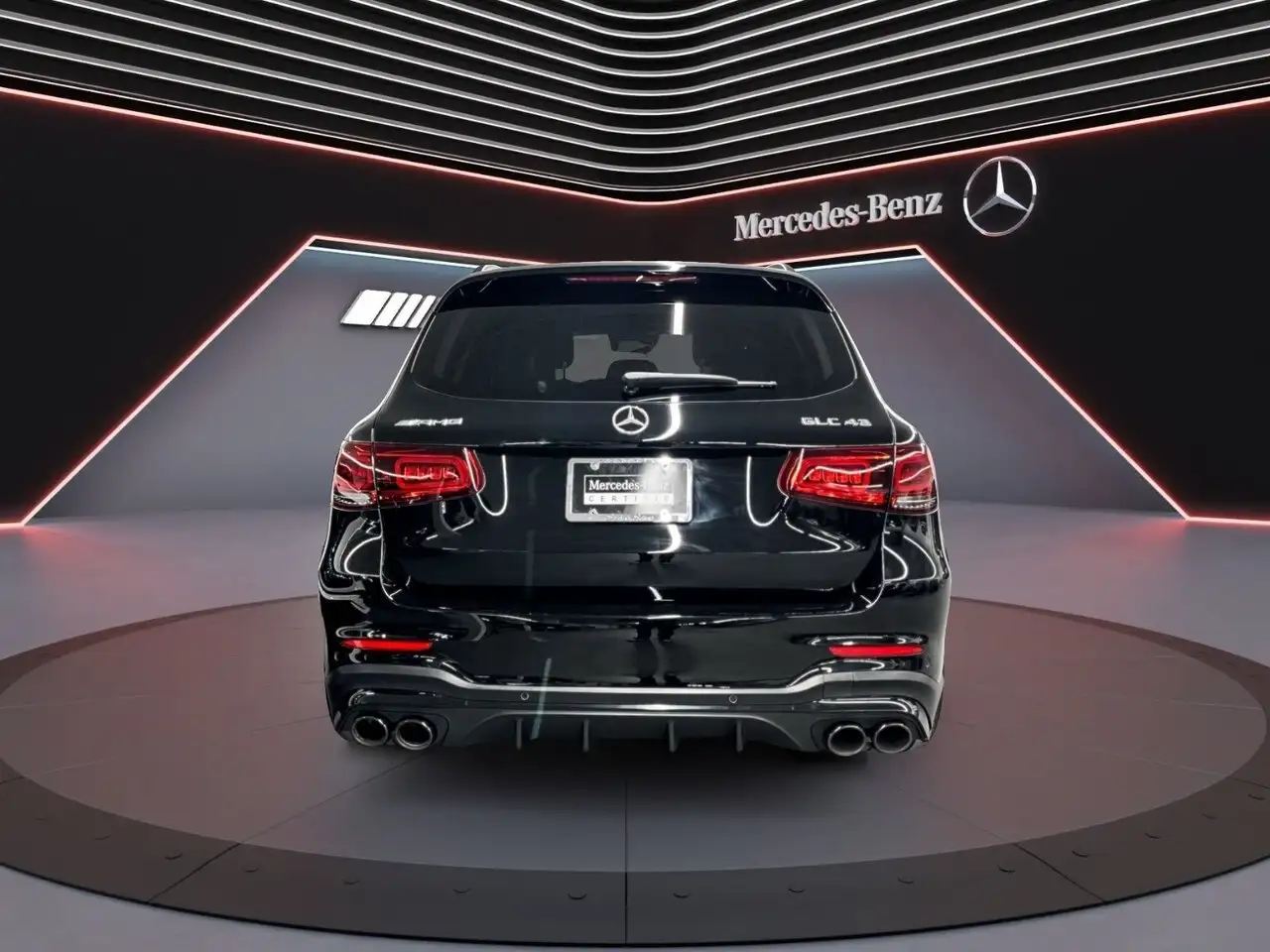 Mercedes-Benz GLC снимка Mercedes-Benz GLC