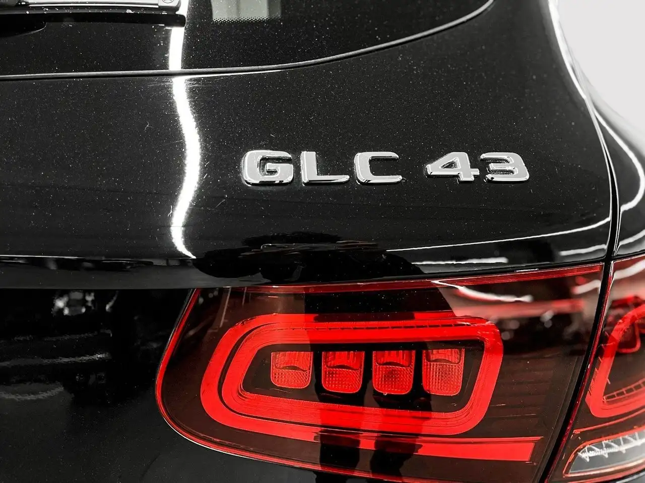 Mercedes-Benz GLC снимка Mercedes-Benz GLC