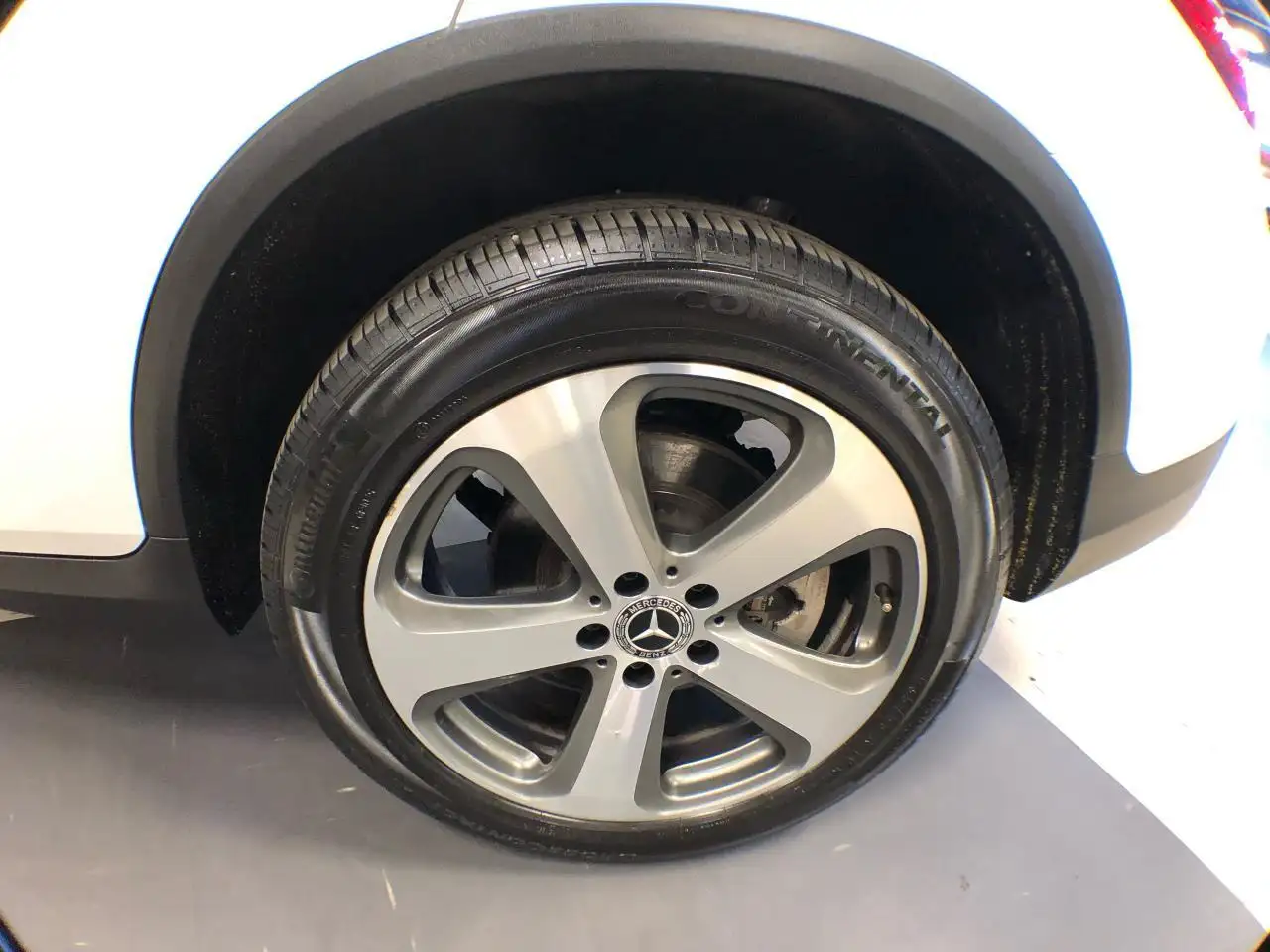 Mercedes-Benz GLC снимка Mercedes-Benz GLC