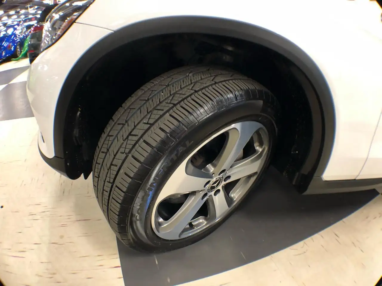 Mercedes-Benz GLC снимка Mercedes-Benz GLC