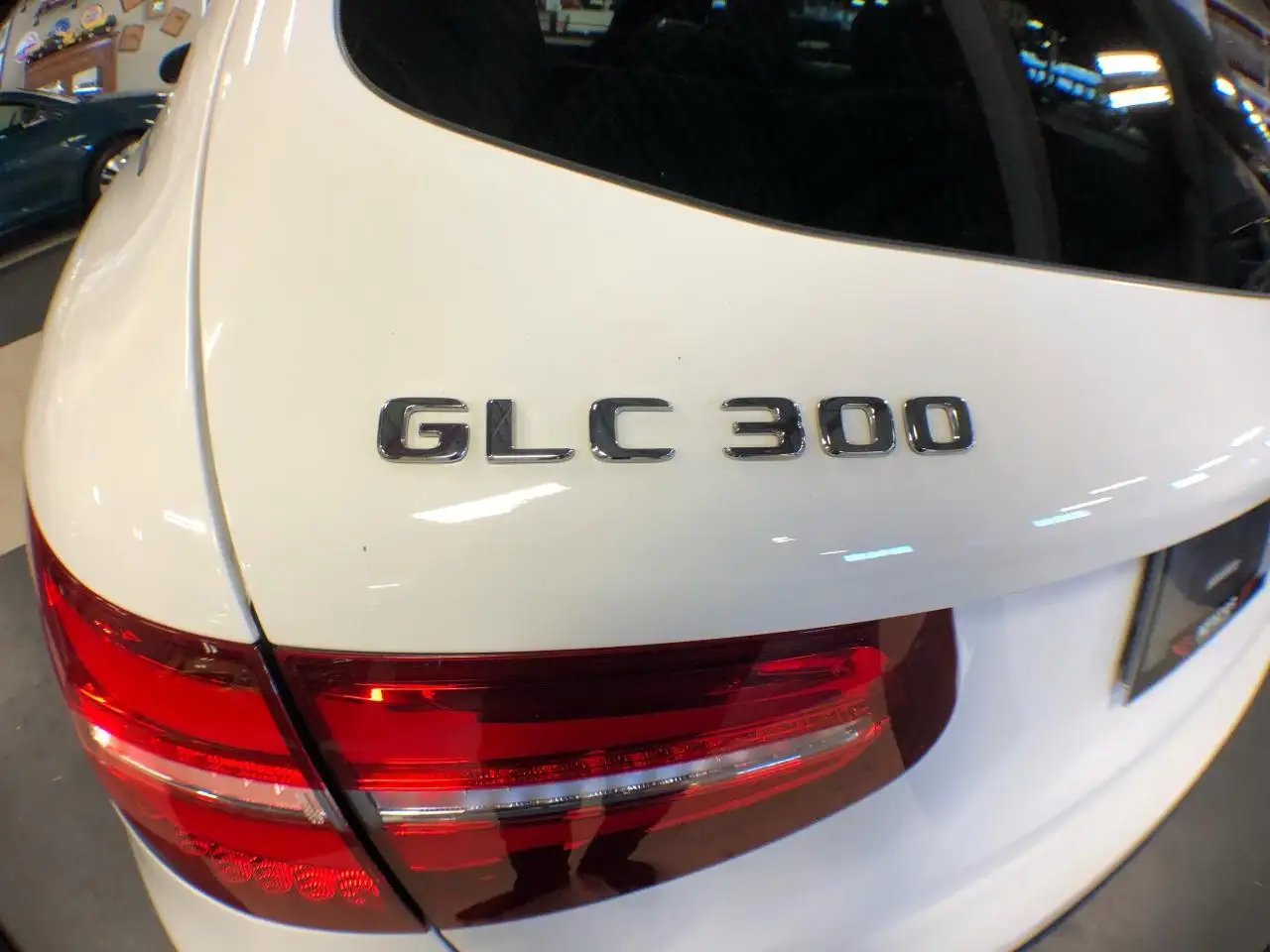 Mercedes-Benz GLC снимка Mercedes-Benz GLC