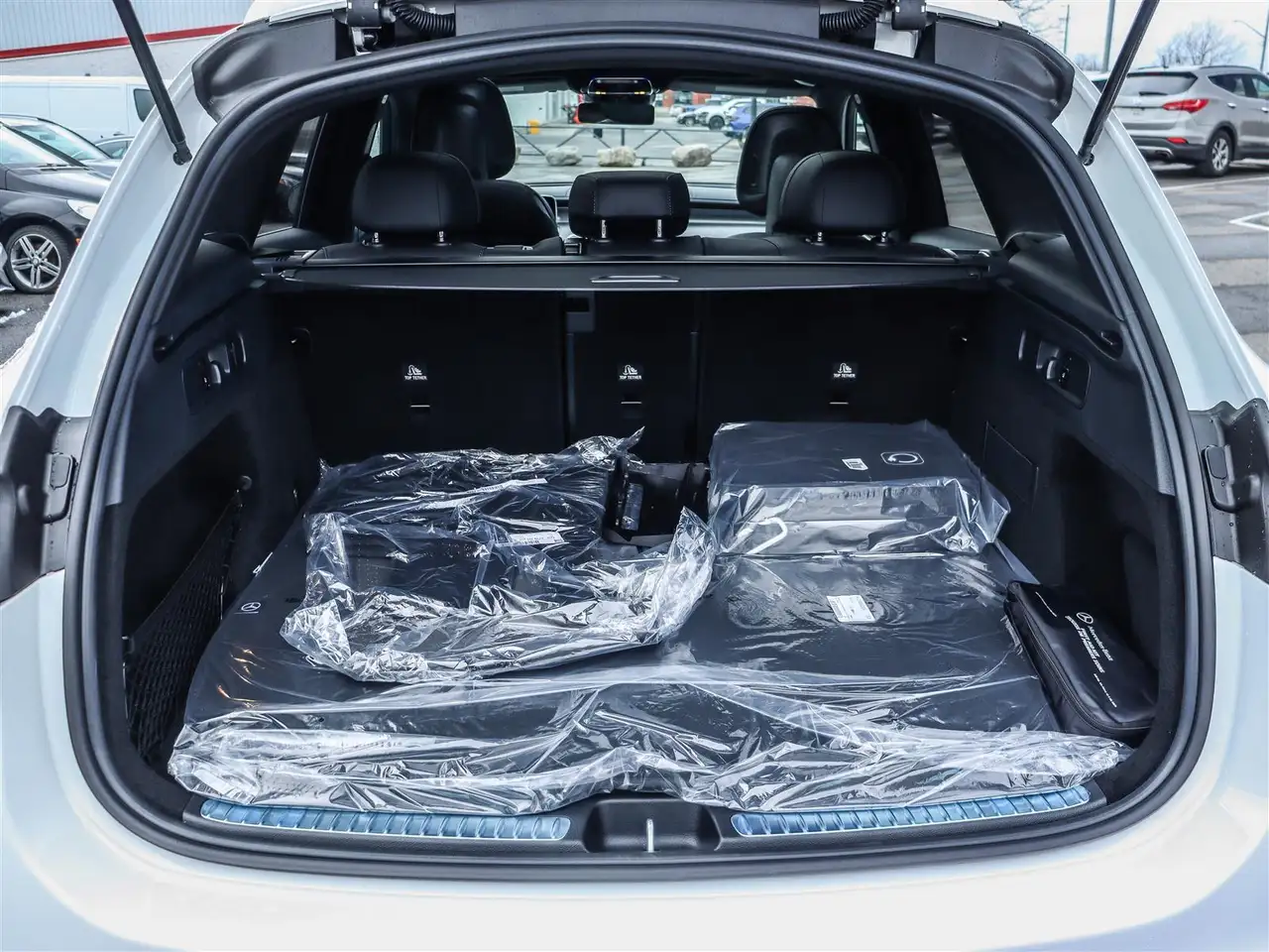 Mercedes-Benz GLC снимка Mercedes-Benz GLC