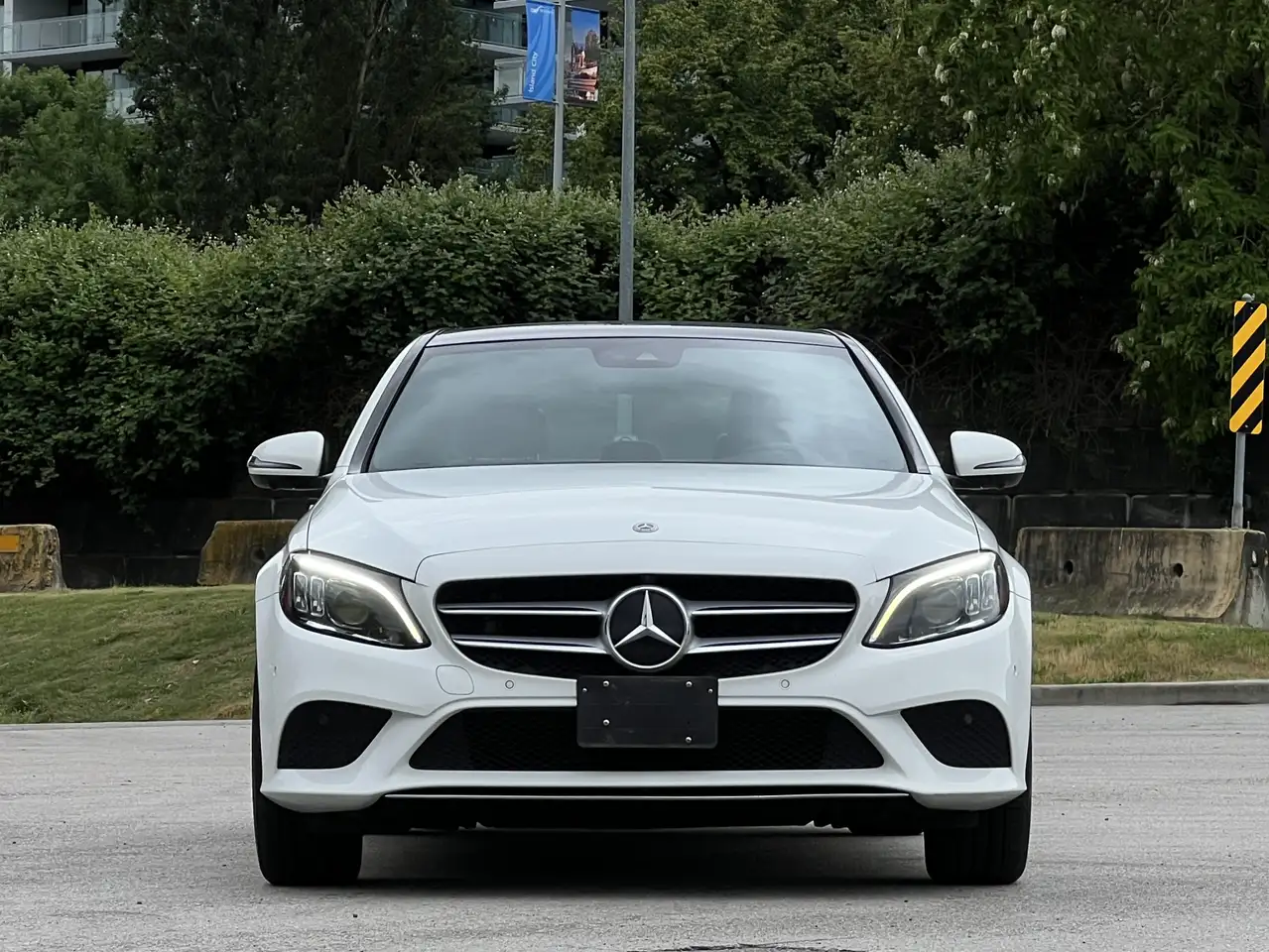 Mercedes-Benz C-Class photo Mercedes-Benz C-Class