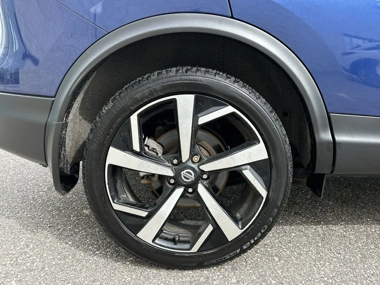 Nissan Qashqai снимка Nissan Qashqai
