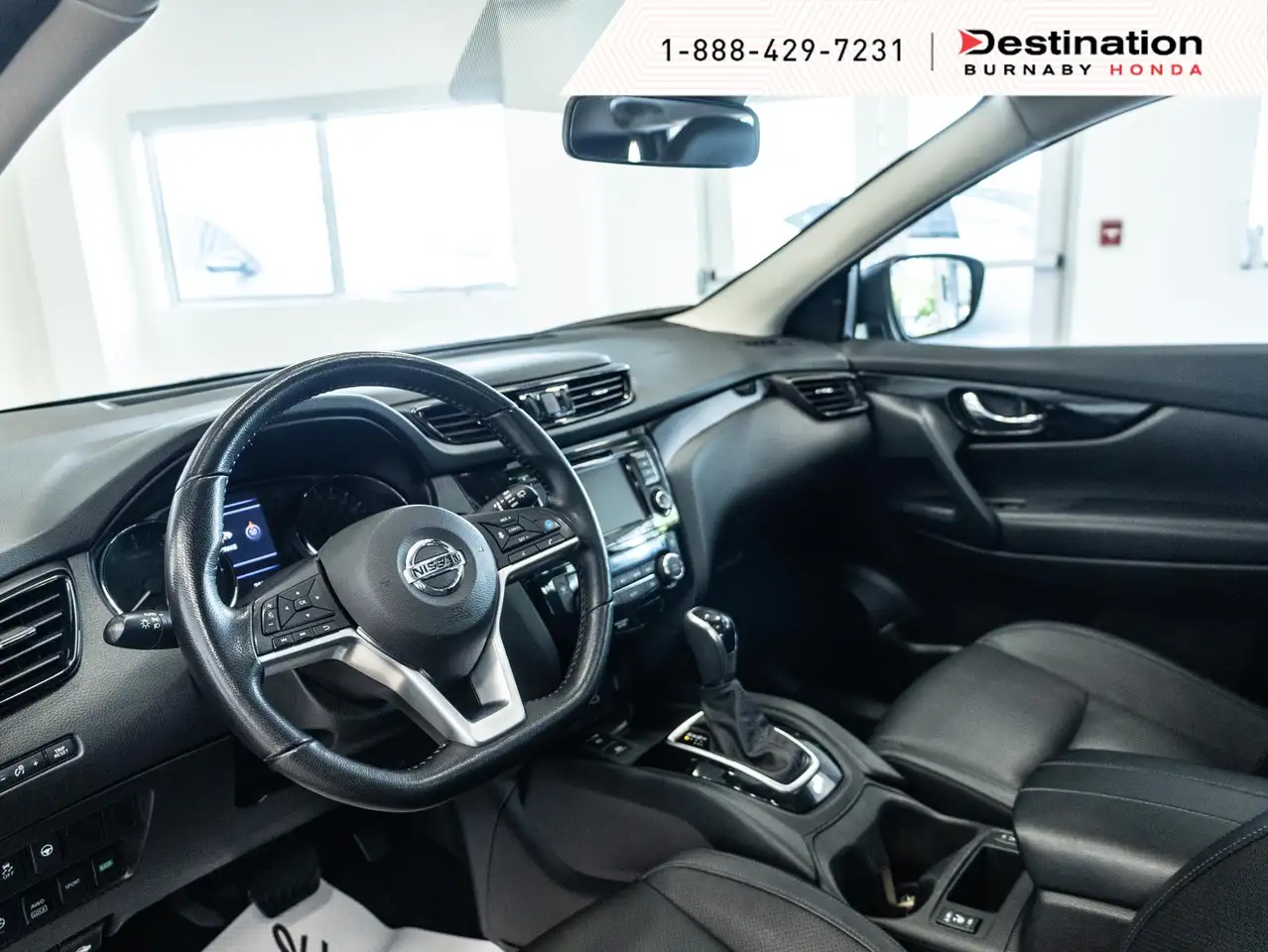Nissan Qashqai снимка Nissan Qashqai