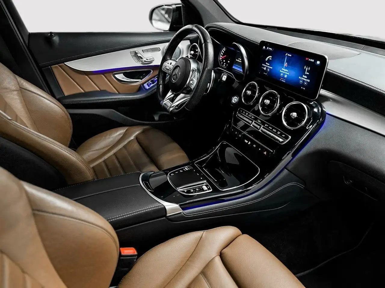 Mercedes-Benz GLC снимка Mercedes-Benz GLC
