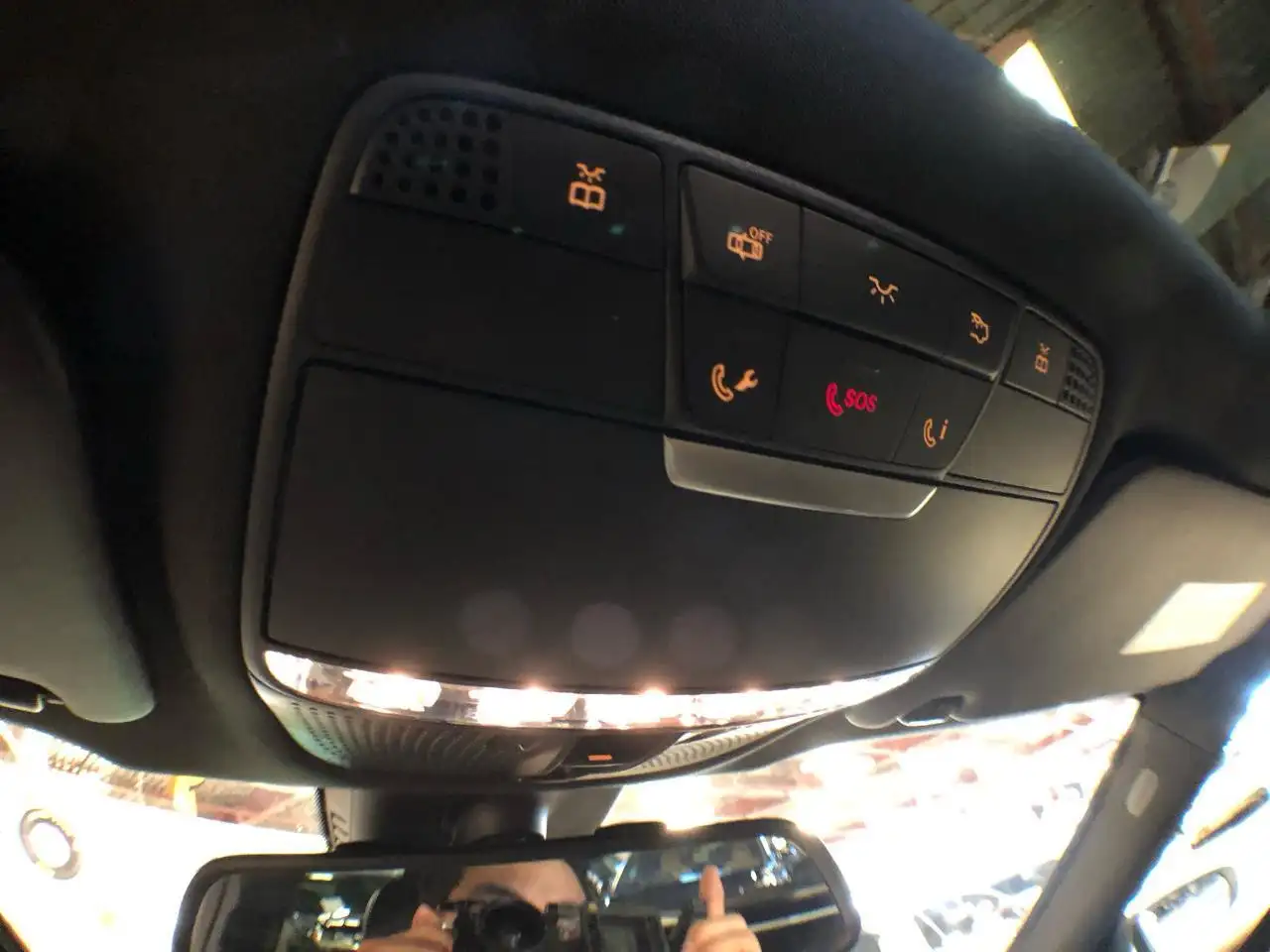 Mercedes-Benz GLC снимка Mercedes-Benz GLC