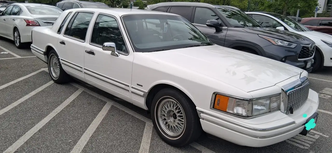 1994 Lincoln Town Car