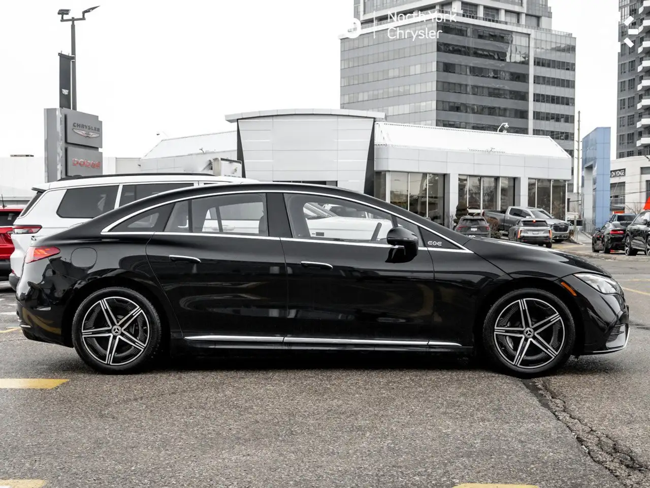 Mercedes-Benz EQE снимка Mercedes-Benz EQE