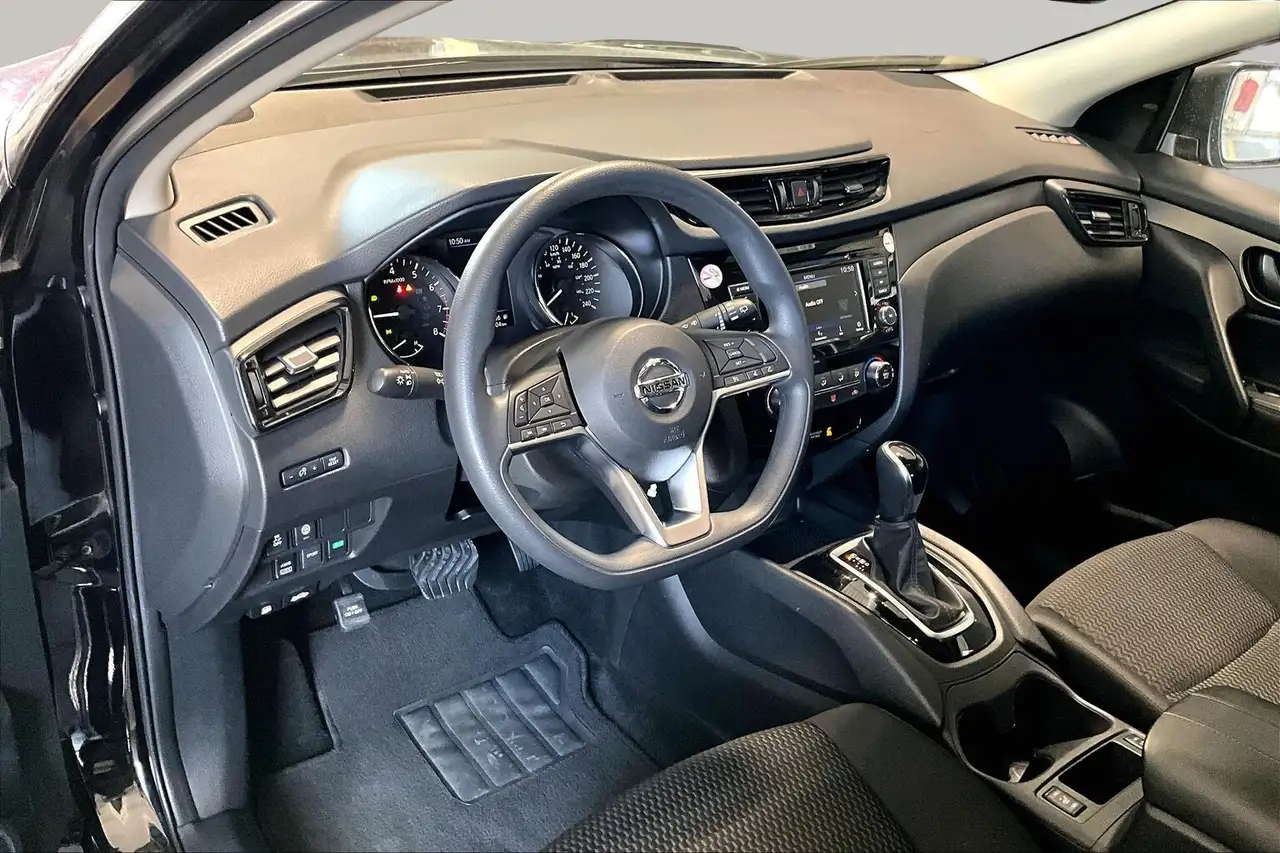 Nissan Qashqai снимка Nissan Qashqai